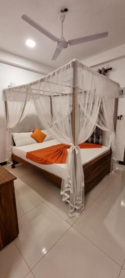Maduranga N Guest Bed & Breakfast Mirissa Luaran gambar