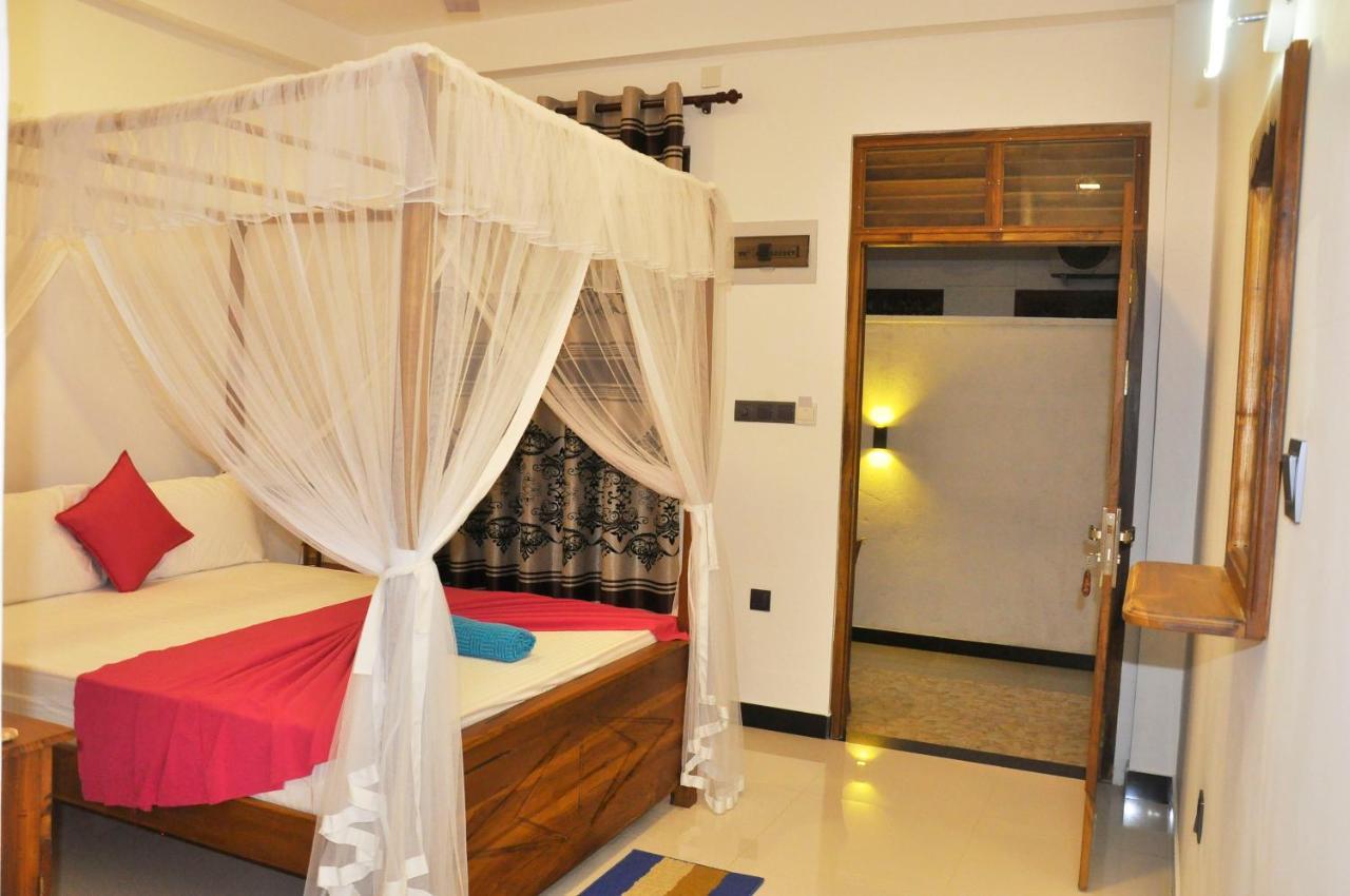 Maduranga N Guest Bed & Breakfast Mirissa Luaran gambar