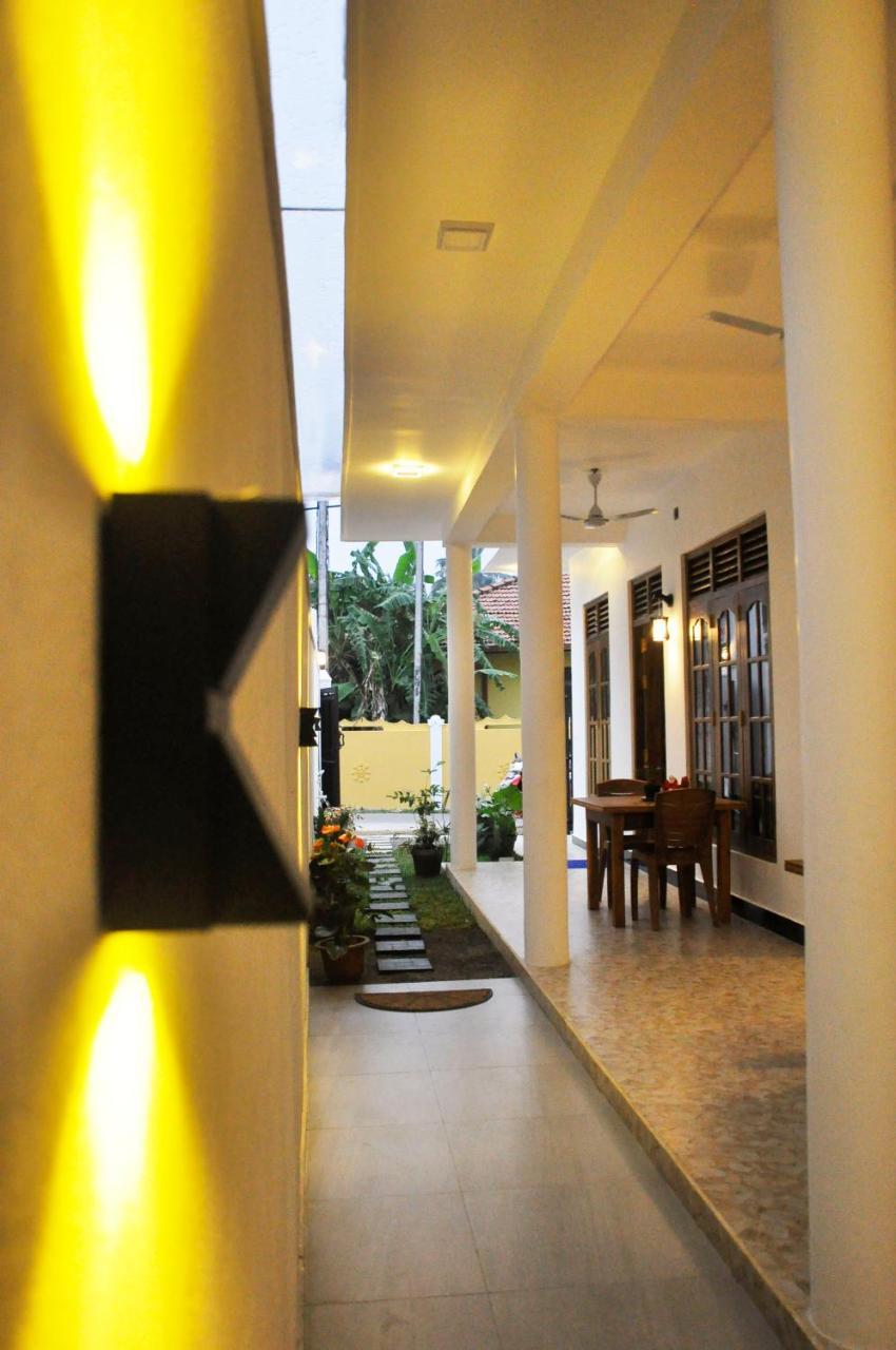 Maduranga N Guest Bed & Breakfast Mirissa Luaran gambar