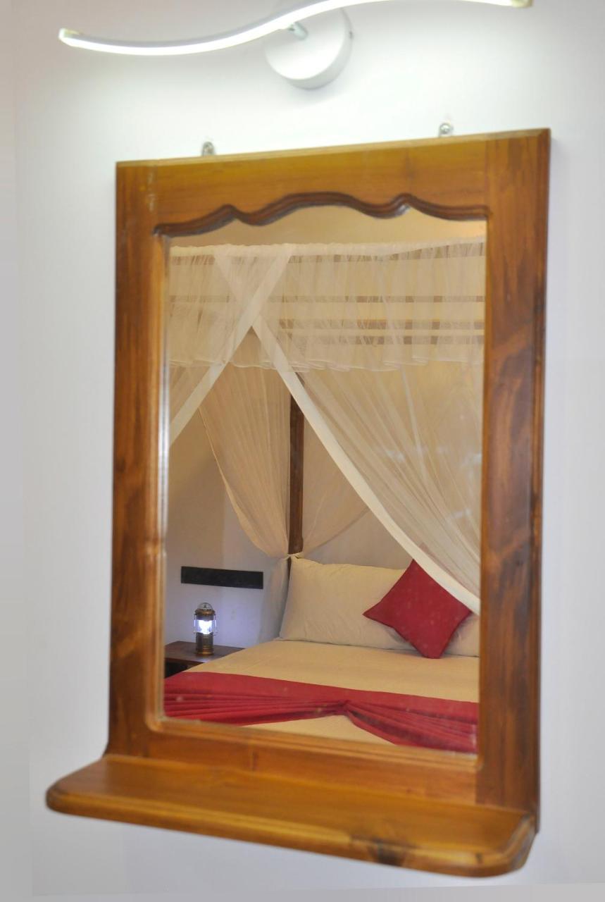 Maduranga N Guest Bed & Breakfast Mirissa Luaran gambar