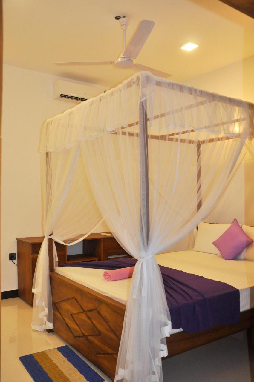 Maduranga N Guest Bed & Breakfast Mirissa Luaran gambar