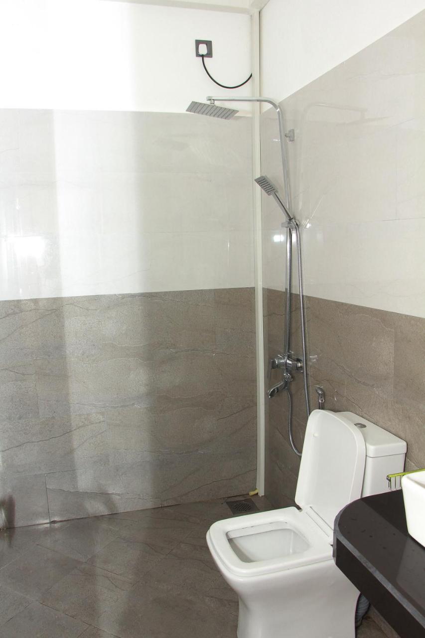 Maduranga N Guest Bed & Breakfast Mirissa Luaran gambar