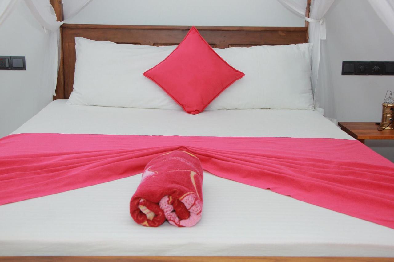 Maduranga N Guest Bed & Breakfast Mirissa Luaran gambar